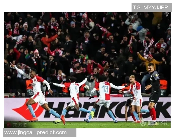 英超激战:本菲卡与阿森纳战成平局乌龙球成比赛转折点解析